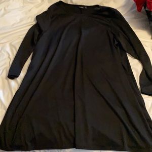 NWOT long sleeve black shift dress